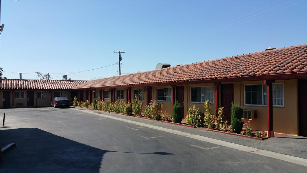 Slumber Motel Merced Exteriör bild