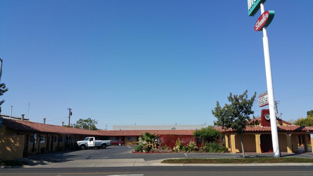 Slumber Motel Merced Exteriör bild